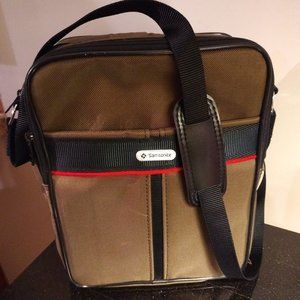 Samsonite Carry-On Bag/Travel Bag